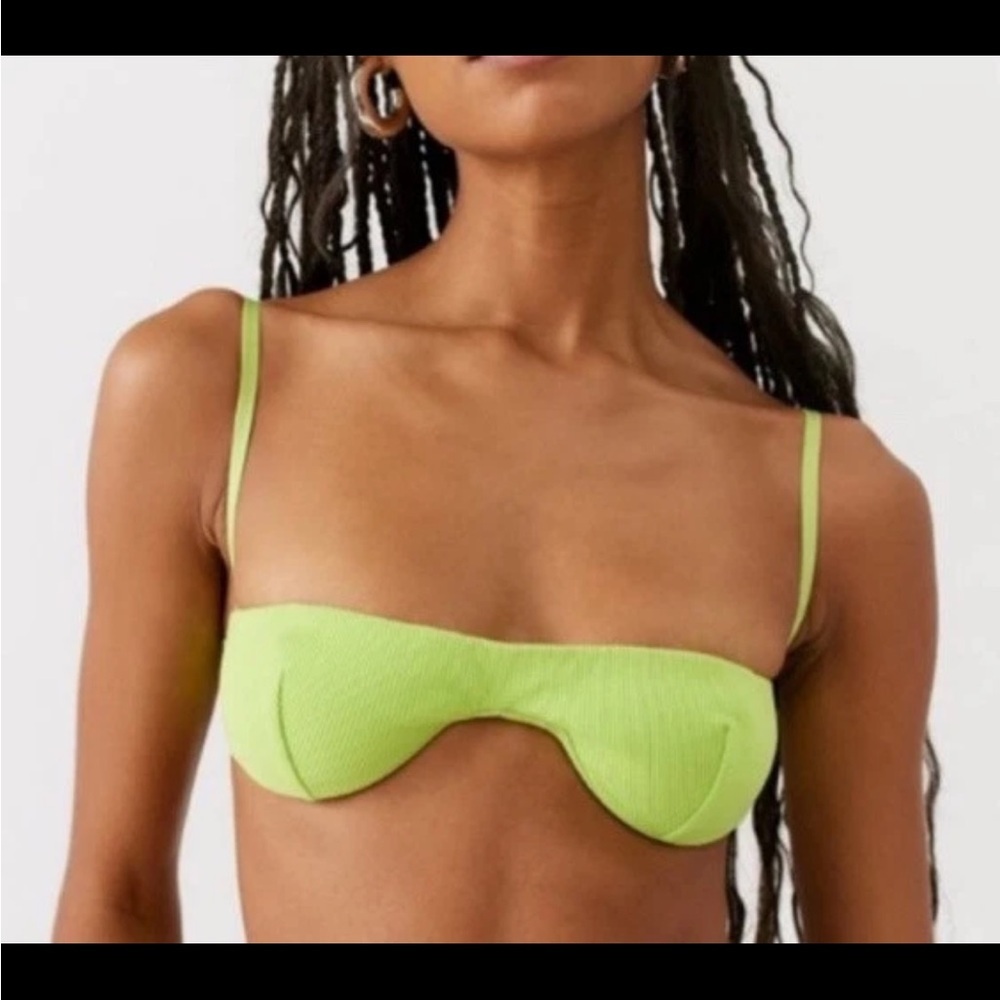 π NWT Urban Outfitters Out From Under Corduroy Bra β Size M / 32β34A π